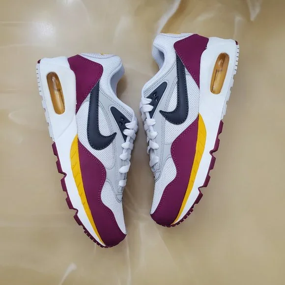 Nike Air Max Correlate - Picture 2 of 10